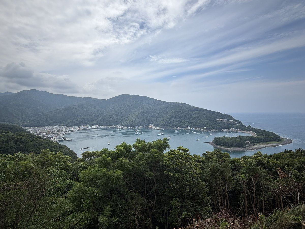 schaf2222's tweet photo. 伊豆、海綺麗すぎたな
無計画過ぎて下の方まで行けなかったのは反省 https://t.co/6xKEvD4BZv