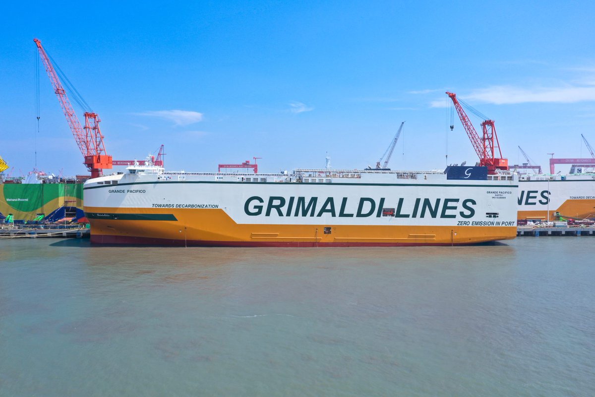 HeavyLiftPFI's tweet photo. Grimaldi Group has taken delivery of Grande Pacifico, its thirteenth ammonia-ready PCTC vessel ordered from China Merchants Heavy Industries Jiangsu.
https://t.co/6pJtx6f52L
#heavylift #projectcargo #projectlogistics #projectforwarding #logistics https://t.co/KaKaJiyNup