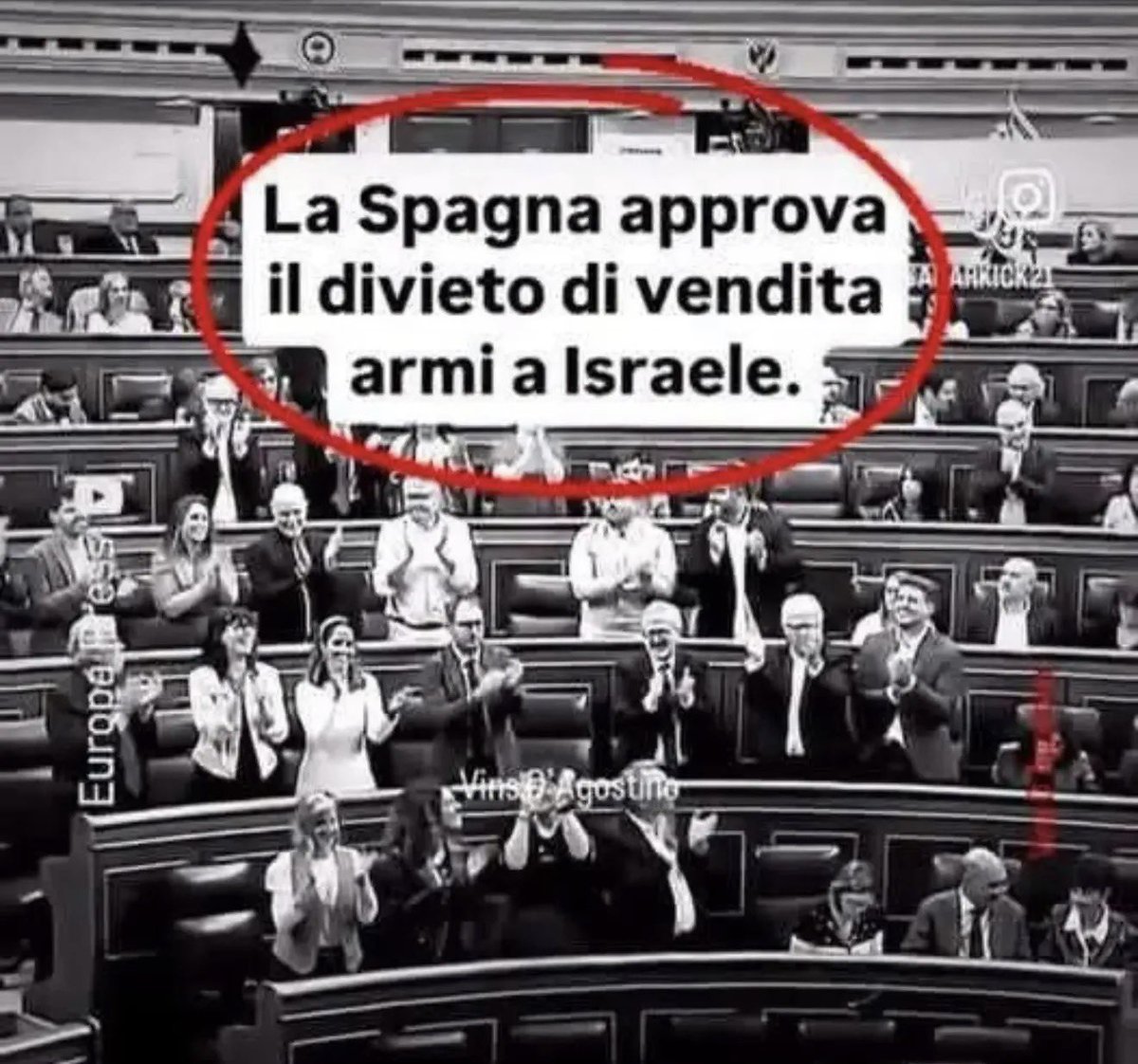 Gianluc54410558's tweet photo. Spagna sempre avanti. https://t.co/wOFTz7fWvB