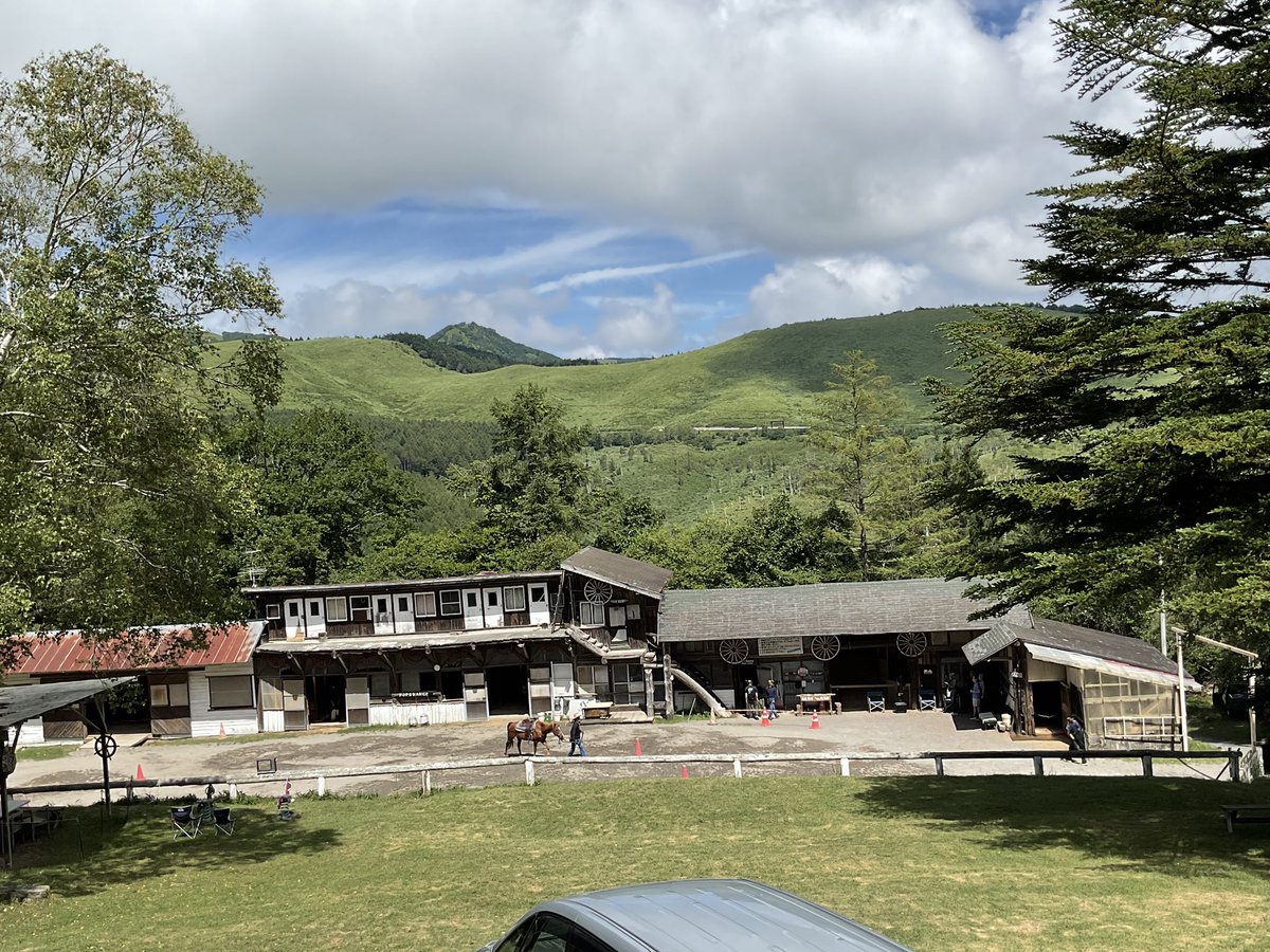 philo_math_phys's tweet photo. 長野県の山の上の方、この時期に最高気温が21℃とかいう最高の避暑地なので、これから夏学は長野でやりませんか…？ https://t.co/XnrXPkYg0s