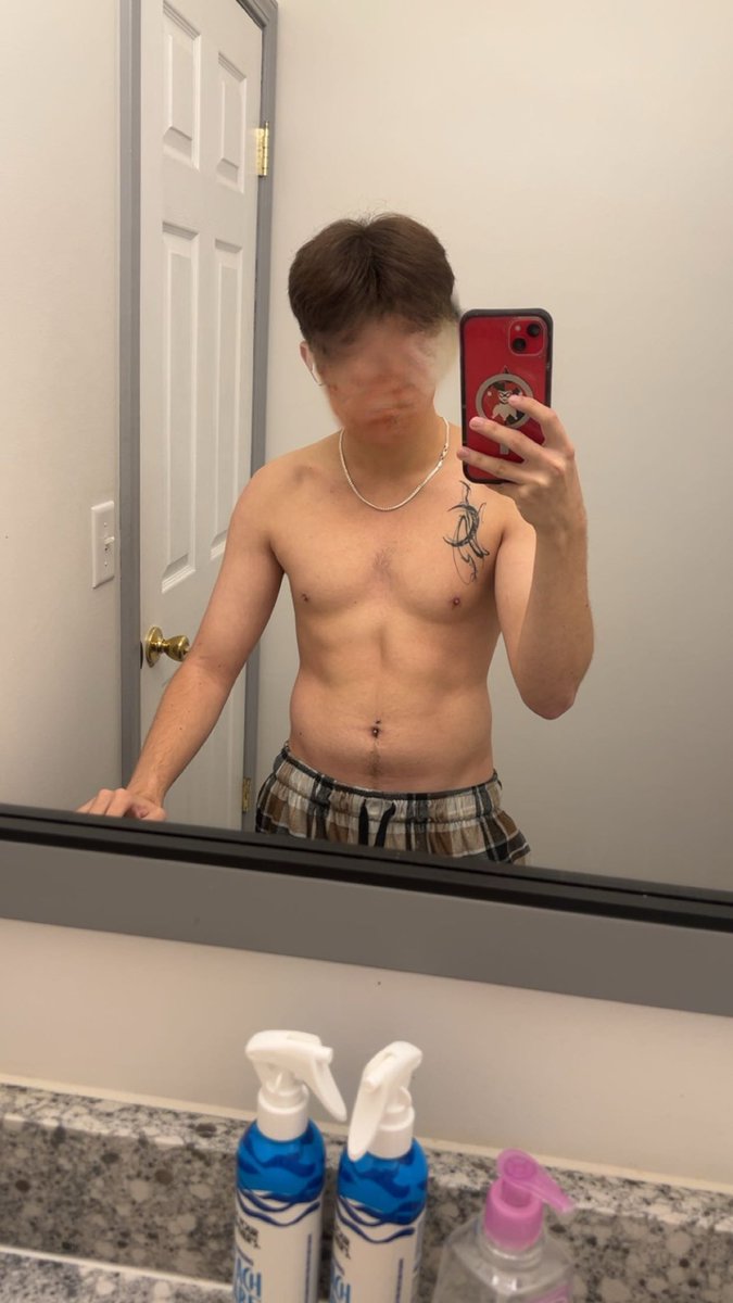 SageRiderXXX's tweet photo. The abs r almost here https://t.co/8Pn1fwThvu