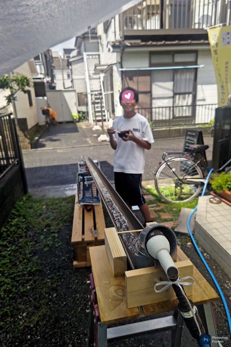 kosodatesienYUI's tweet photo. おでかけひろば結の流しそうめん😊

本日、夏ボラの中学生さん親子さんで食べましたw

14日(金)雨天が予想されるため中止にし、22日(土)に振り替えます。
15日(土)は予定どおり行います。
お楽しみに！
参加される方は事前にお知らせくださいね😊

#稲城市
#子育て支援
#おでかけひろば https://t.co/heMgmtoGno