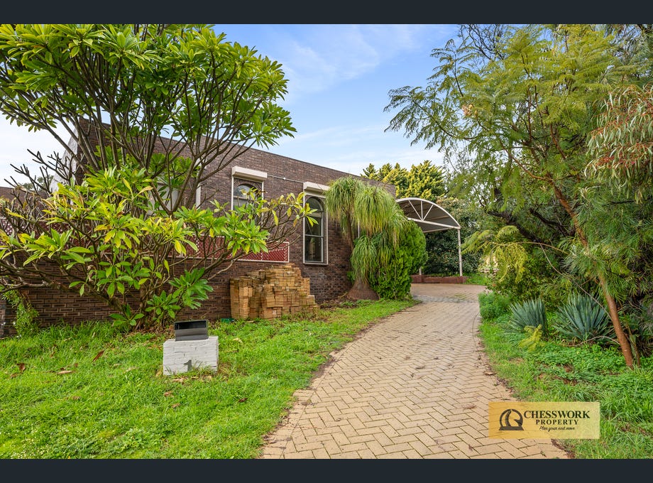 Chesswork_Group's tweet photo. Welcome to 1 Scenic Drive, Maida Vale — a well-appointed four-bedroom, two-bathroom residence offering generous living spaces, excellent vehicle accommodation . Home Open this Sunday at 12:00pm. See you there! #ChessworkGroup #RealEstate #propertyforsale #property #MaidaVale https://t.co/JHOjsJ1hj1