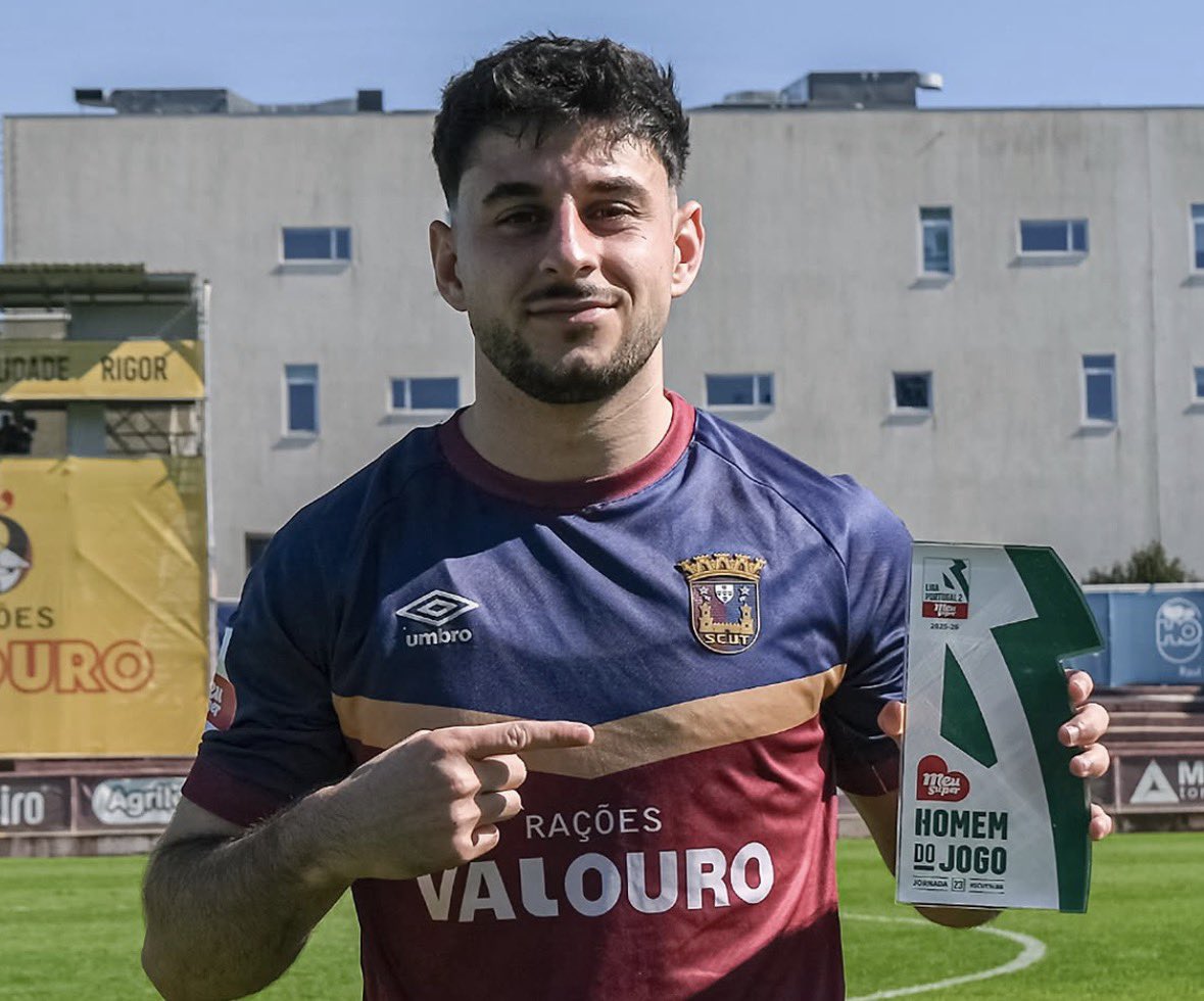 sebsousapinto's tweet photo. 🚨⚫️ Vitória SC fez sondagens para a contratação de Manu Pozo do Torreense, conforme revela o @Record_Portugal.

O extremo realizou 11 G/A na temporada passada e, a deixar Torres Vedras, poderá render + de 1M€. Situação a acompanhar. 🇪🇸⚔️ https://t.co/OuninozFsl