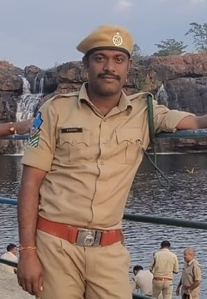 pargaien's tweet photo. Another green soldier has fallen in the line of duty.🙏

Bhukya Naveen Naik, Forest Beat Officer (Forest Guard) of Paloncha Range, Telangana, lost his life after allegedly being electrocuted by an electric trap set by hunters to kill wild animals.

A brave life lost while protecting our forests and wildlife. His sacrifice must not be forgotten.

Deepest condolences to his family and loved ones. 🙏

Rest in peace, Naveen. 🌿🕊️
#RIP #forest #wildlife #hunting
