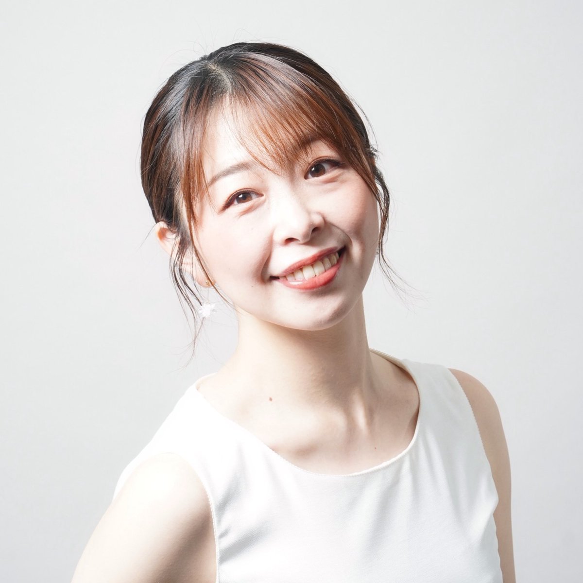 Craft0208's tweet photo. 【30日企画】Day.24

#残香 
キャスト紹介③織乃ぬの(中村沙耶役)

面倒見が良く、着物がよく似合う和美人
普段の彼女からは想像もできない役を演じて頂きます。この小さな箱で、どんなお芝居をされるのか楽しみでしょうがないです
レアぬのご堪能あれ🫡🫶

藍梨 https://t.co/lWMZDS98S2