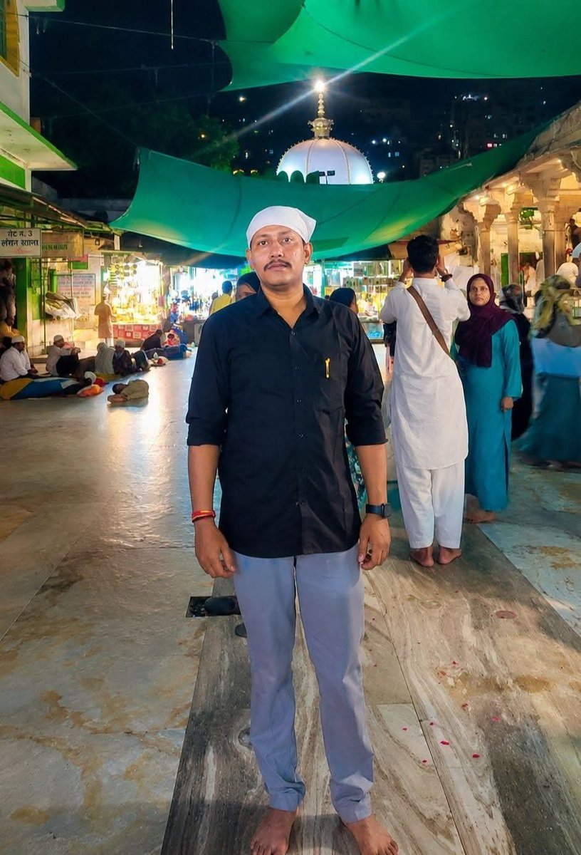 RightsVip's tweet photo. Received the blessed call to the sacred Ajmer Sharif Dargah; honoured to be here seeking the blessings and prayers of Khwaja Garib Nawaz 🕌 🤲🌹 https://t.co/IIBVrOdrB5