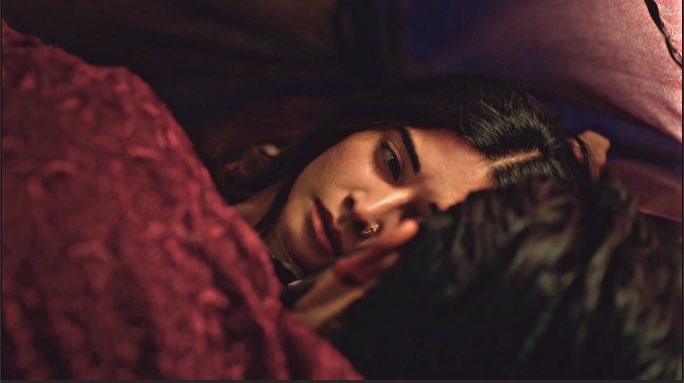 mannatkichabi's tweet photo. his face POSITIONING?? both of them were completely aware of e/o. neither of them had to say anything bc they both fucking knew. they were both leaning into that moment, both wanting it, both knowing the other wanted it just as much. the build up was SO beautiful
#seherhonekohai https://t.co/SfVNmlwilS