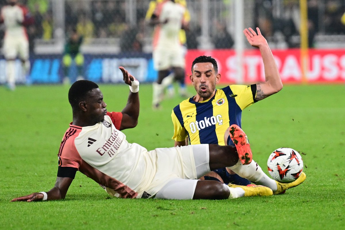 OptaJean's tweet photo. 5 - Après la défaite à l'aller contre le Sparta Prague, le nouveau classement des équipes que Lyon a le plus affrontées sur la scène européenne sans jamais connaître la défaite : 

FCSB 🇷🇴 : 6 (5V 1N)
➡️ Fenerbahçe 🇹🇷 : 5 (4V 1N)

Suivi. https://t.co/cRm32kl1lj