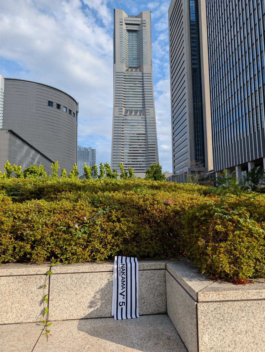spike_matsuura's tweet photo. 見てる間ずっと口角が上がり油断するとすぐ涙が出てくるお三人に会いに行けた。新曲「いけても無理でも」もめちゃ良かった！🥺年一この時間を作ってくれる事に大感謝😭❤️‍🔥次会える時も良い表情で会えるように日々頑張るっ!!😭✨❤️‍🔥#新しい地図　
#NAKAMAtoMEETING_vol5 
#香取慎吾 #稲垣吾郎　#草彅剛 https://t.co/TXbP1psu8B