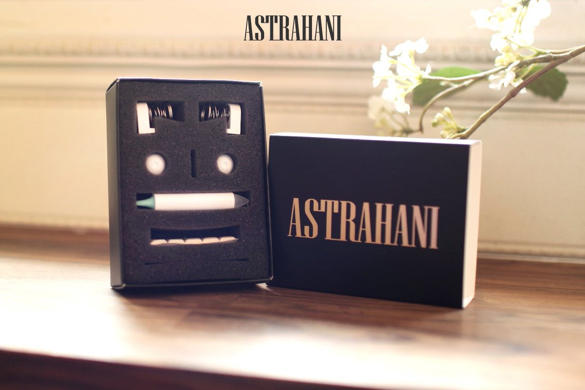sadol2013's tweet photo. ❤️ RT EVENT
ASTRAHANI 안구무빙키트
런칭을 기념하여 특별한 선물을 준비했습니다. 🎁
본 게시물을 리트윗해 주신 분 중 5분을 추첨하여 ✨ ASTRAHANI 안구무빙키트를 선물로 드립니다!
많은 관심과 참여 부탁드립니다. 👀❤️ https://t.co/9Qr68FoNEa