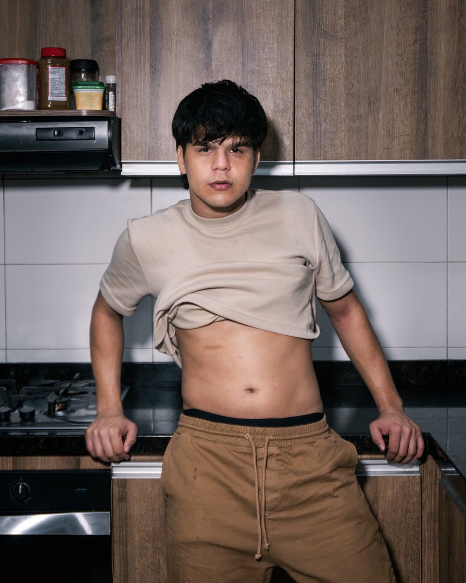 Jayyeffer's tweet photo. Improvisando un poco en la cocina para cerrar el día. El resto de mi rutina (y mi lado más personal) lo dejo solo para los curiosos en el link

https://t.co/1PnZO2LqnM https://t.co/BgryGkP01w