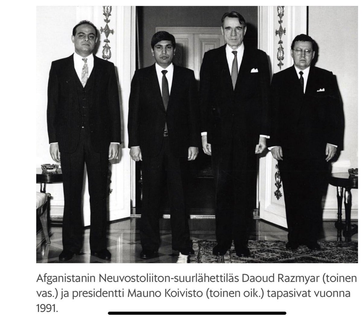 KakkiMiuste's tweet photo. @LindenAki Jopa kommunisti kuten sinä ja ilmeisesti myös afgaani-mommunisti-muslimi-kgb agentti. https://t.co/RzdkDdhTfZ