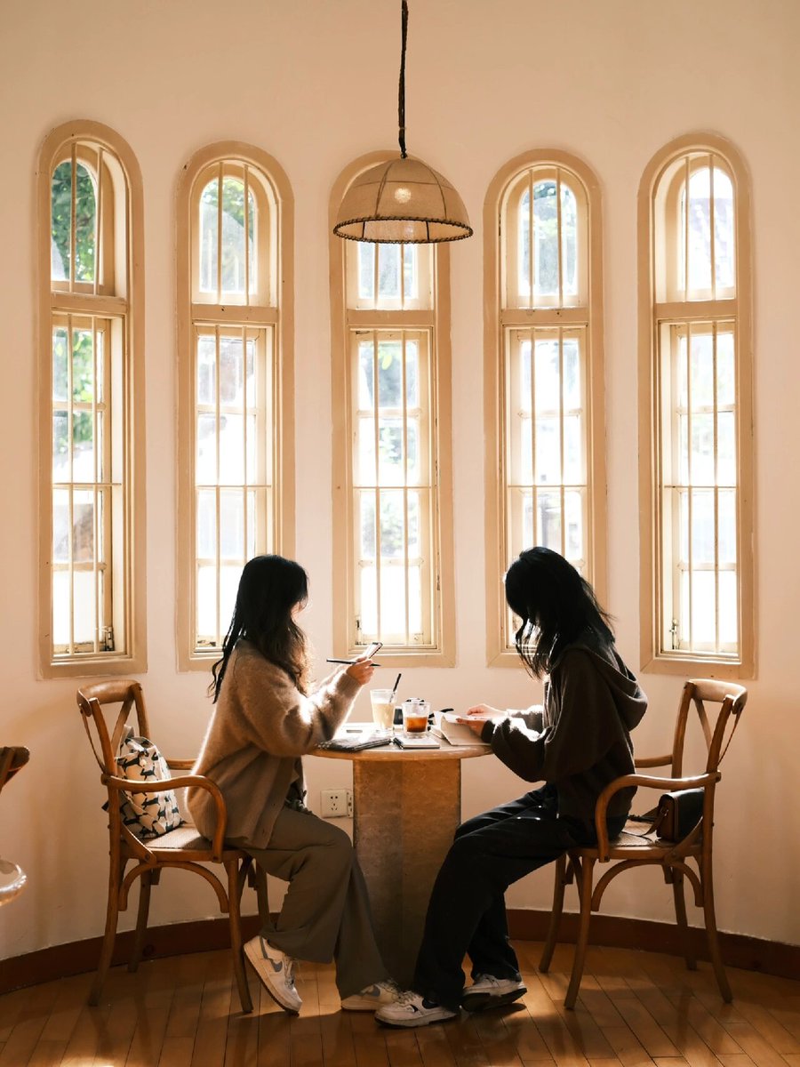 grmike_'s tweet photo. [Coffee with my ride-or-die, laughter that never gets old. Some things just hit different after years apart.]， https://t.co/rU58qGOie7
