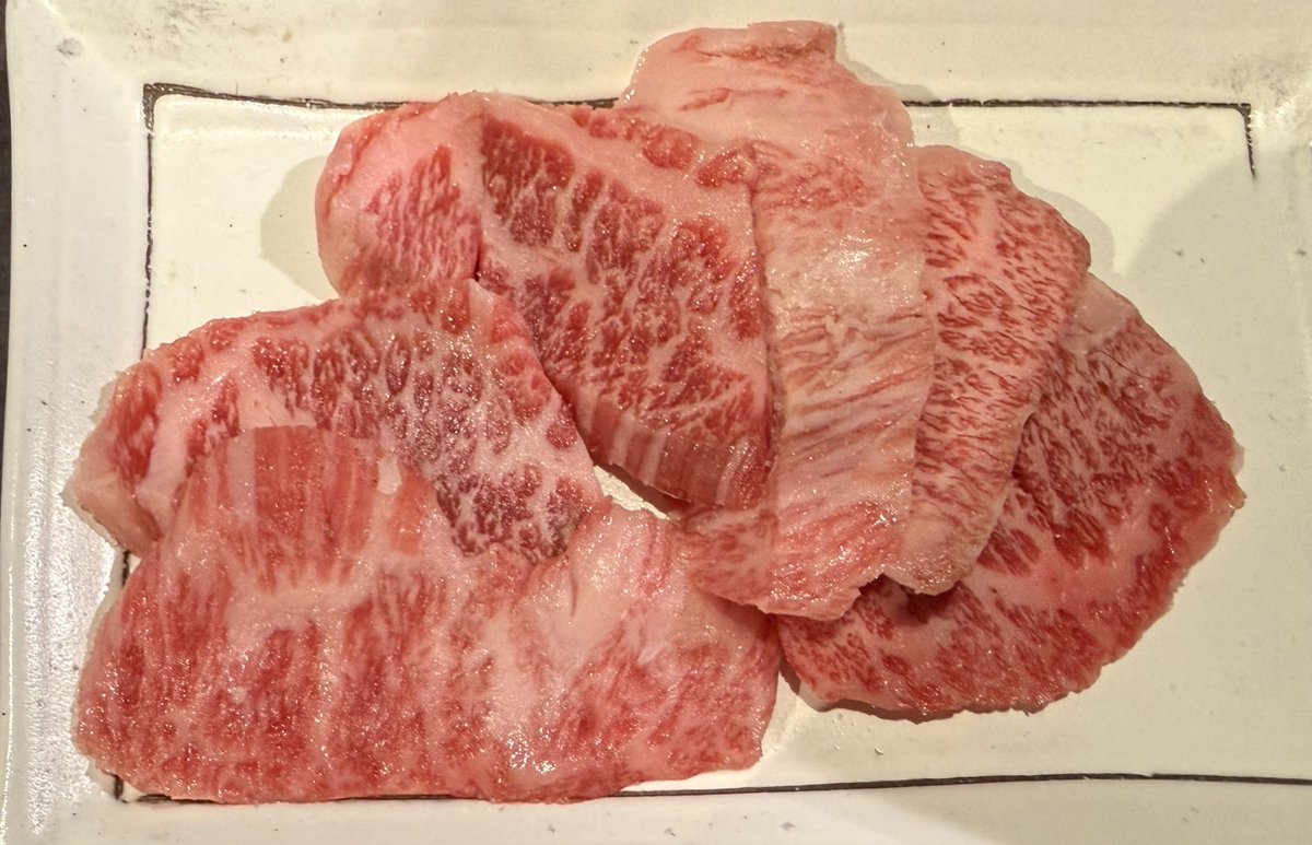 maemukidayon's tweet photo. 11日は三国でお墓参り。楽しみにしていた三国花火は台風で中止、延期なしで残念…！
でも気持ちを切り替え、久々の焼肉&amp;ビール🍺で元気補給💪🏻
身内を亡くしてからは1人での行動が増え、美味しく食べ飲み、そして旅を楽しむ姿、空の人たちにも伝わってるといいな。
これからも自分らしく楽しむからね🍺 https://t.co/F5Xnec59ev