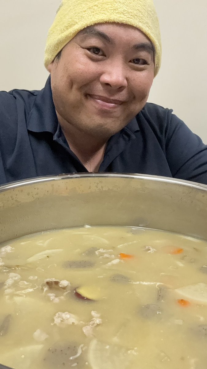 Tanakaseiji14's tweet photo. イスラム発狂！

へずまりゅう
熊本に戻り次第炊き出しは
引き続き豚汁でいかせて
いただきます。

いいぞ！
へずまりゅう！ https://t.co/DnWNdMiKe9