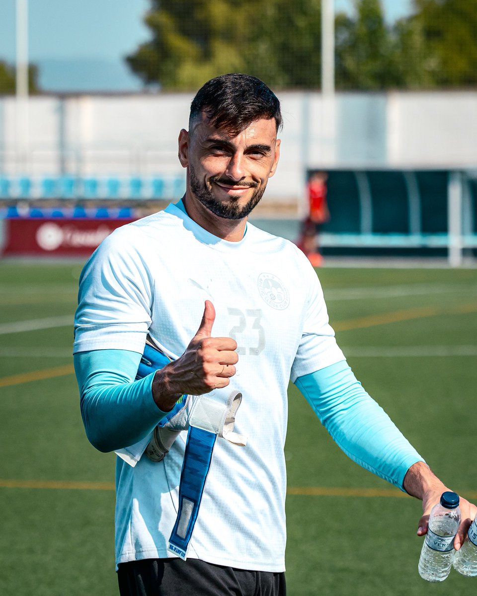 atletic_lleida's tweet photo. ⚒️🔜⚽️💙 https://t.co/QTMzlZxayH