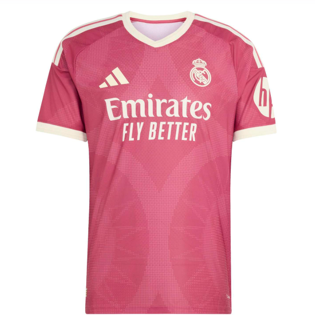 AvantiMou's tweet photo. Menuda puta mierda 🔥

@adidas_ES @realmadrid https://t.co/JmZyTENUPt