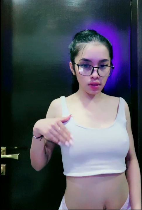 herma_huda's tweet photo. Caroline Mango Live talent
Tautan : https://t.co/cKX2bKQjOT https://t.co/ipRhYn6ADM