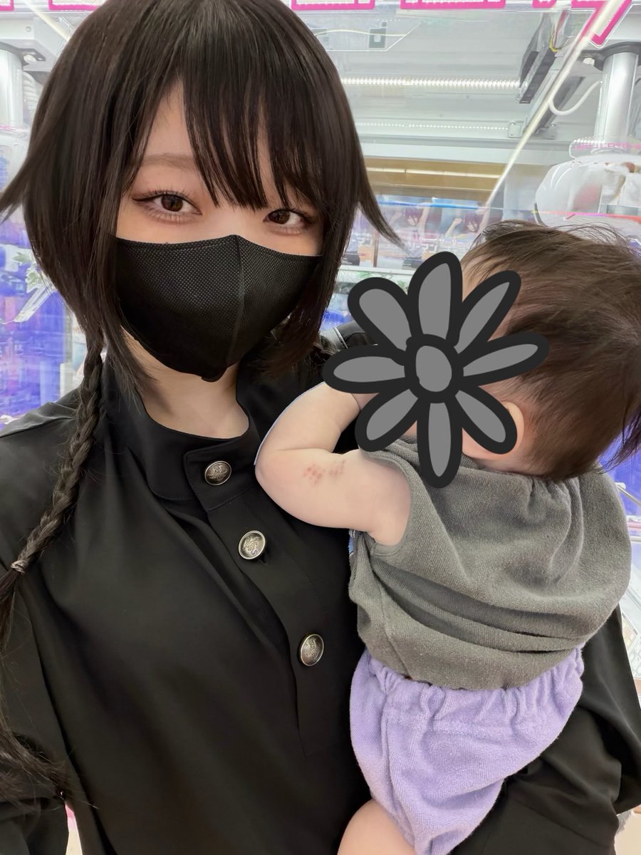 eyeshiny_gibous's tweet photo. お外は暑すぎるので家族みんなでゲームセンター( ◜︎︎𖥦◝ ) https://t.co/c4BNanOp5Y