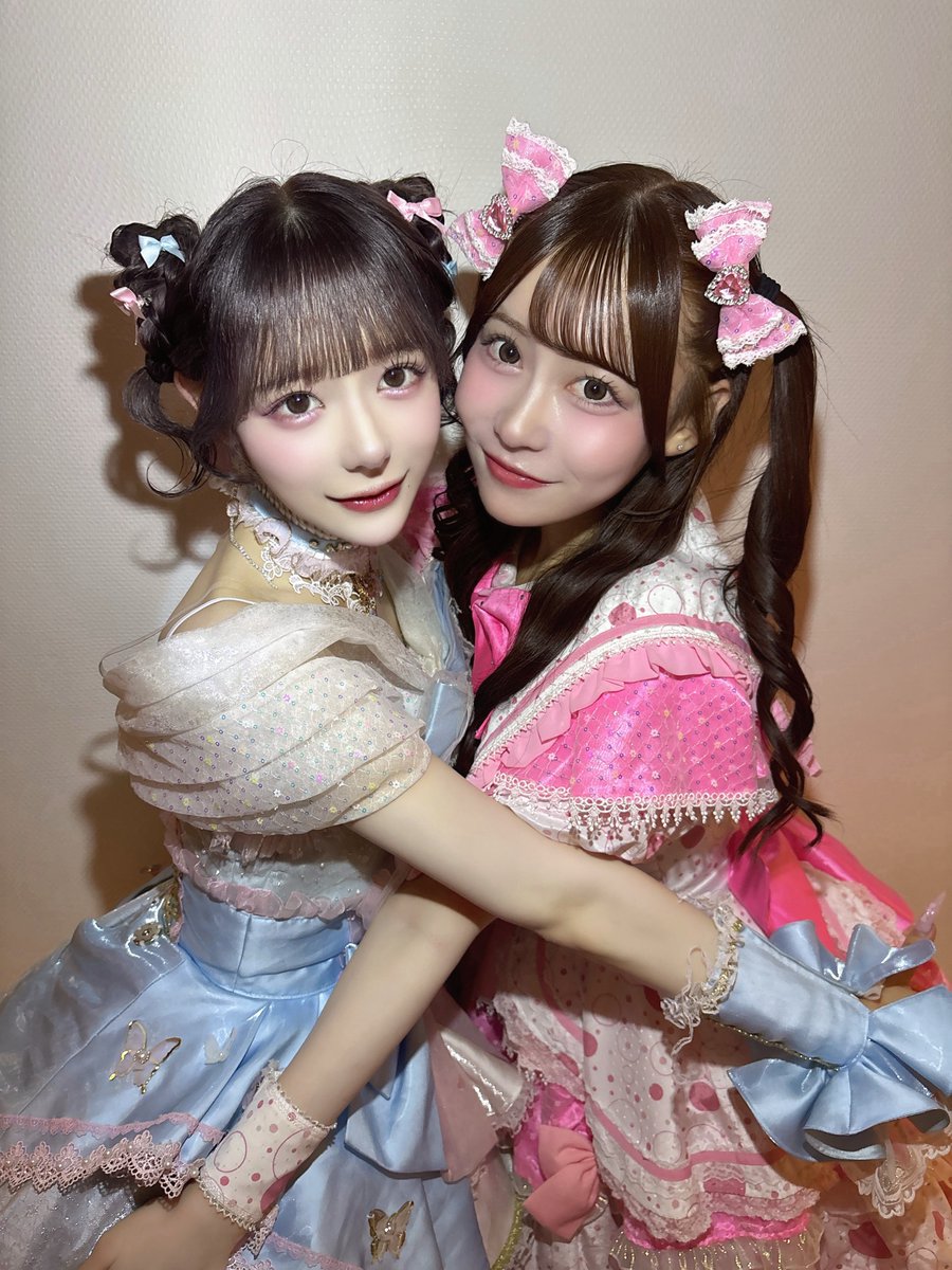 natsumi_ly0212's tweet photo. 2年ぶりのちなつみんだった🩵🩷 https://t.co/U0a8gC2ANU