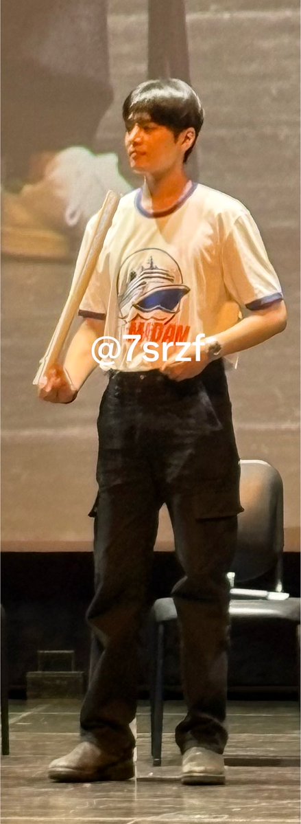 7srzf's tweet photo. 부산 미니gv,무인도 다녀왔어요 !!
실물 진짜 정말 최고..
비율이진짜미침
얼굴도….똥글똥글 넘 커엽고..
#려운 https://t.co/xmY7loolLm