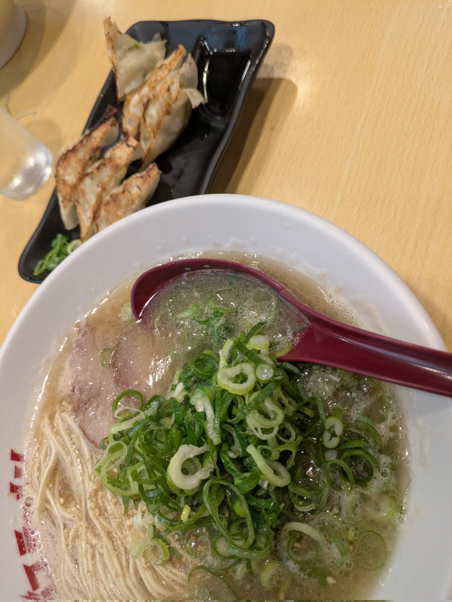 neene_no's tweet photo. 姪っ子が来福したら必ず食べにくるラーメン🍜バリカタとチャーハン https://t.co/AeUAIWS9J6