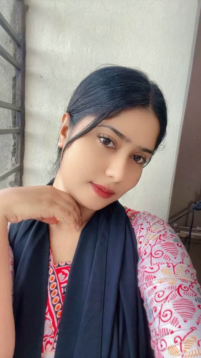 AkhiAkter5241's tweet photo. আমার চোখের ভাষা বোঝার মত কেউকে পেলাম না। https://t.co/owKd1TGsyc