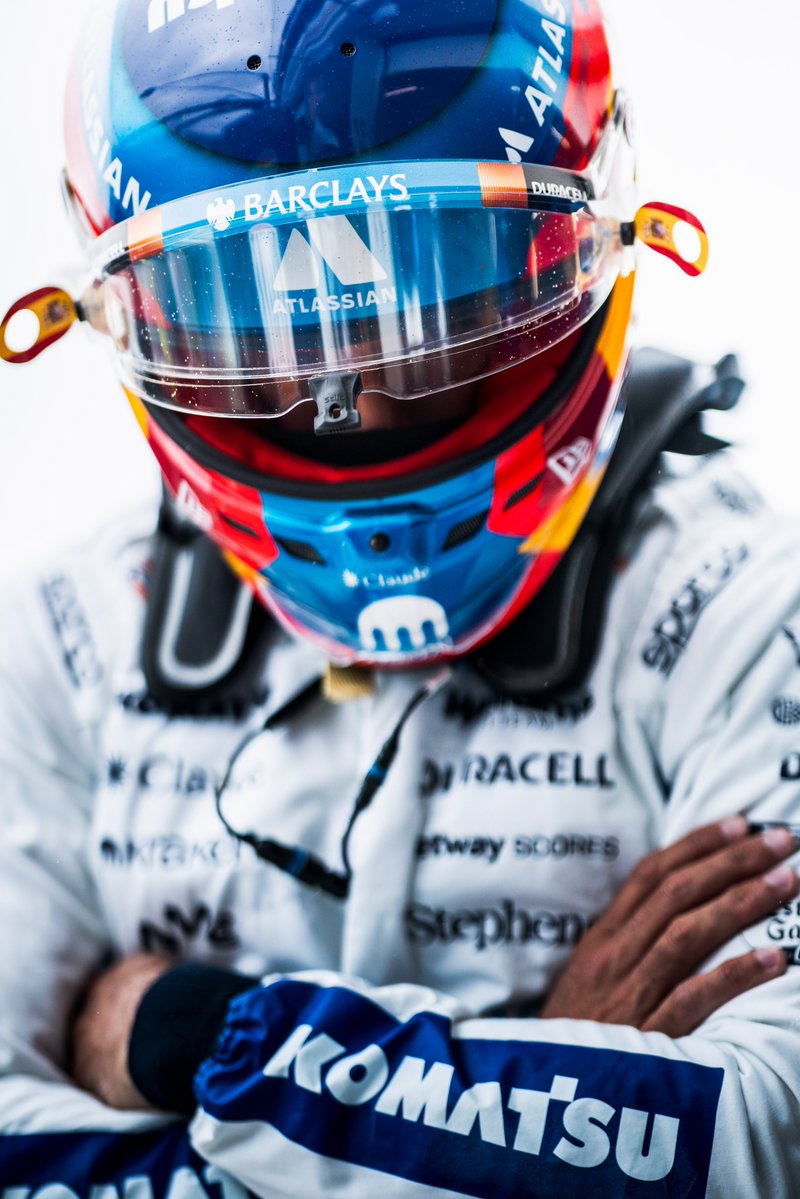 WilliamsF1's tweet photo. Our favourite Carlos snaps so far this season 📸 https://t.co/eGAqqBV0et