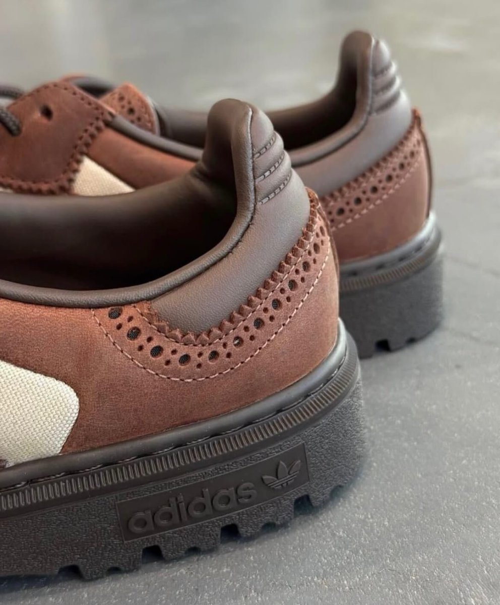 sneakersfandom's tweet photo. https://t.co/PyGxXOAS4O