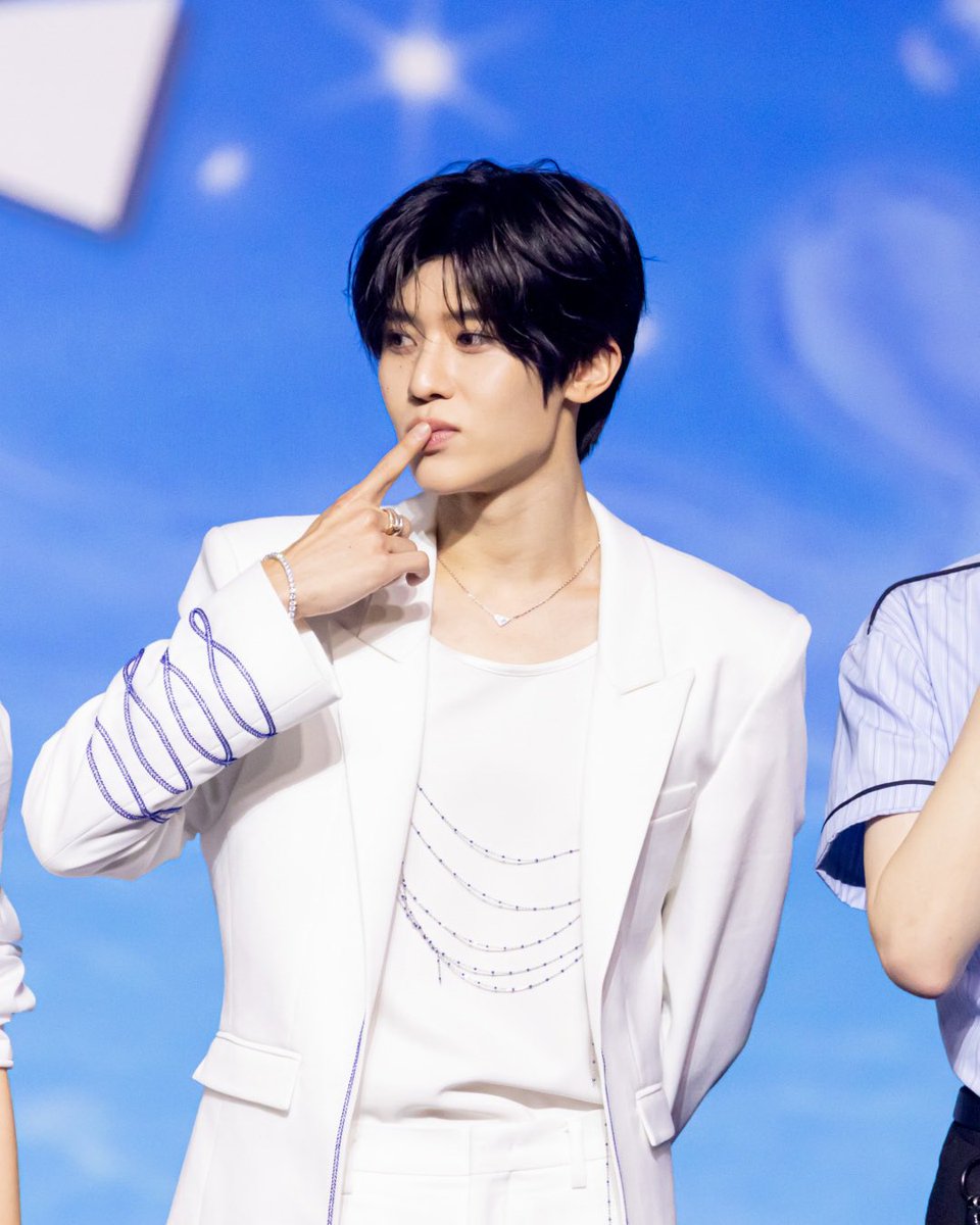 1004kubbang's tweet photo. 260812 가요대전 Summer 시상식 블루카펫
NCT WISH 미공개컷 타래 💖

@ imbcenews

#nctwish #NCT #엔시티위시 #위시 #가요대전 #블루카펫 #미공개컷 #시온 #SION #シオン https://t.co/NsJQCDcGAI
