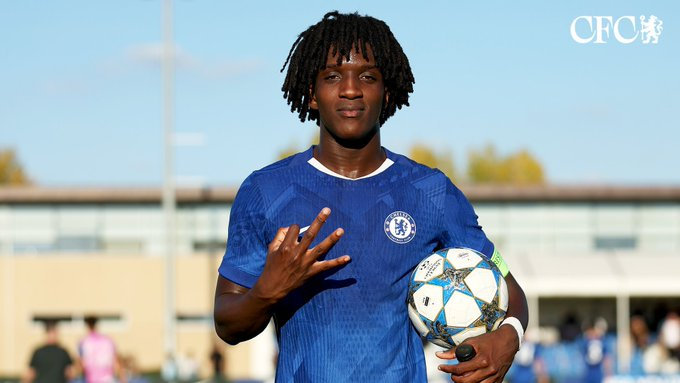 EOA_FT's tweet photo. ‼️ Shim Mheuka is set to extend his contract until 2033 before heading out on loan, according to
@NizaarKinsella https://t.co/GqPn56VVpR