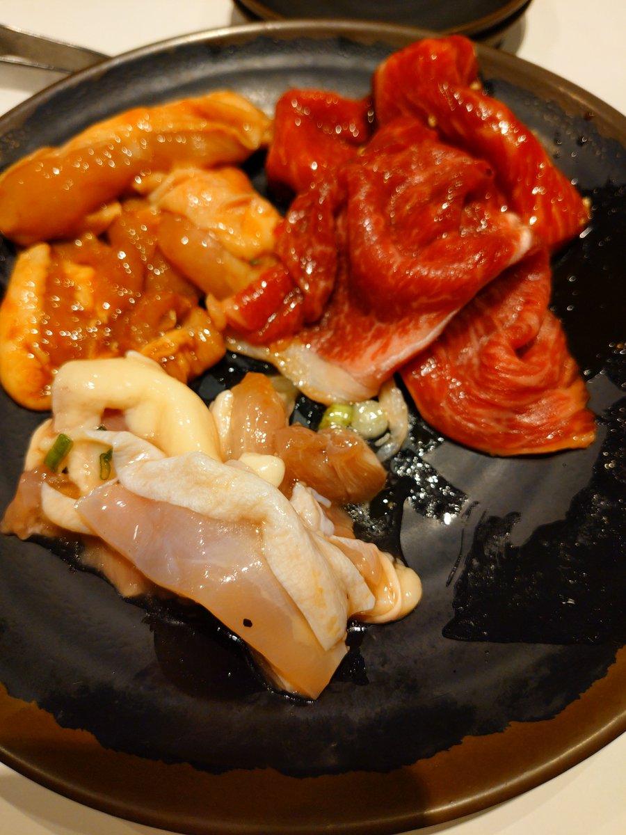 George_usamimi's tweet photo. お腹いっぱい
相変わらず写真は下手 https://t.co/YWfRNnNmW4
