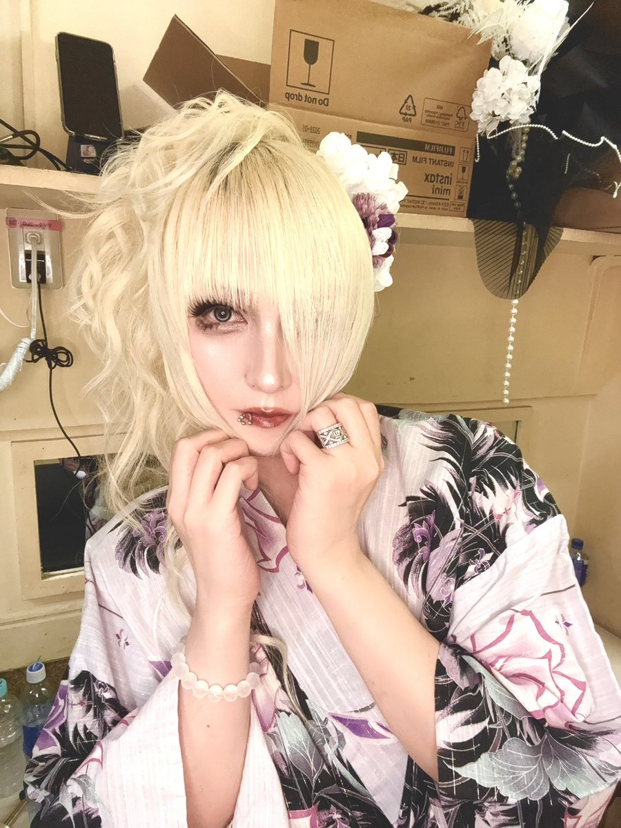 ZekeDeux_Miria's tweet photo. 生誕ありがとうございました！
甘やかされました...
可愛いも...いっぱい振り撒けてました。皆んな僕くらい可愛いかった...気を付けて帰ってね...
関係者の皆様...Luxありがとう... https://t.co/C6H8TKA6wm