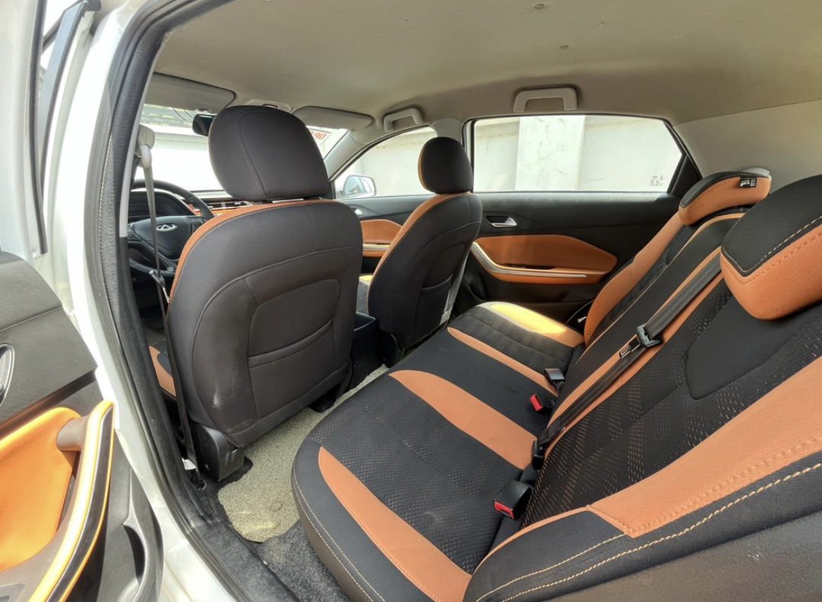 barca_hub2's tweet photo. 2017 Chery Tiggo 3x
1.5L
125,000gh
Slightly negotiable
Call/WhatsApp: 0554936511 https://t.co/61Xp1N9J87