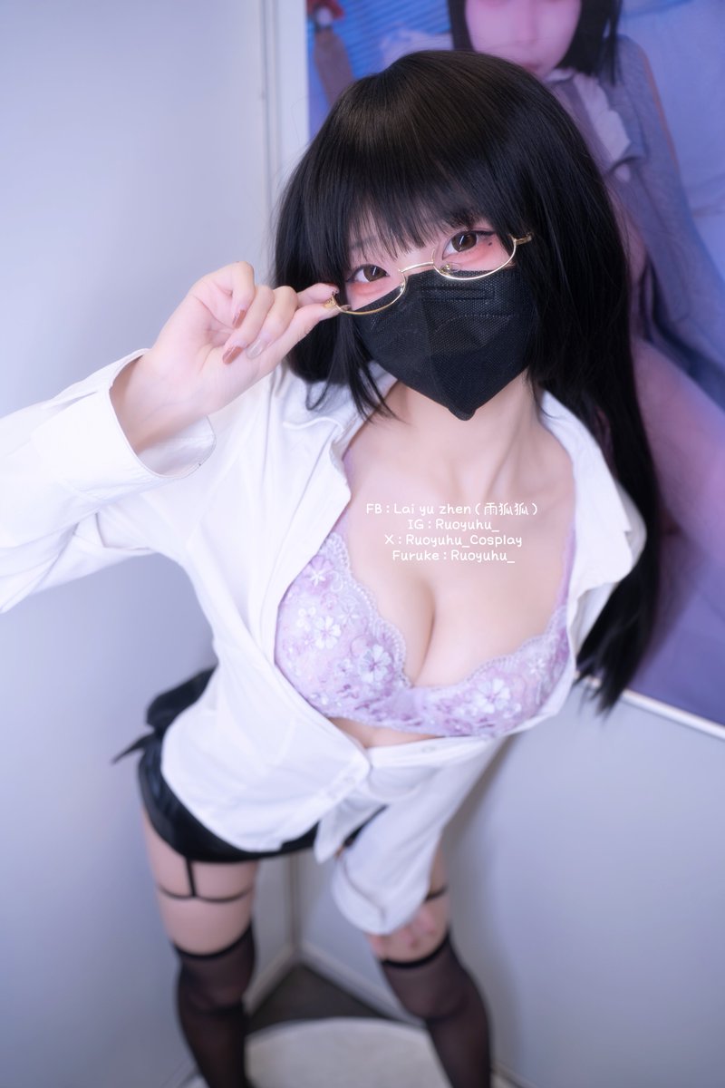 Ruoyuhu_cosplay's tweet photo. 👓 https://t.co/BZ2cIpIwTK