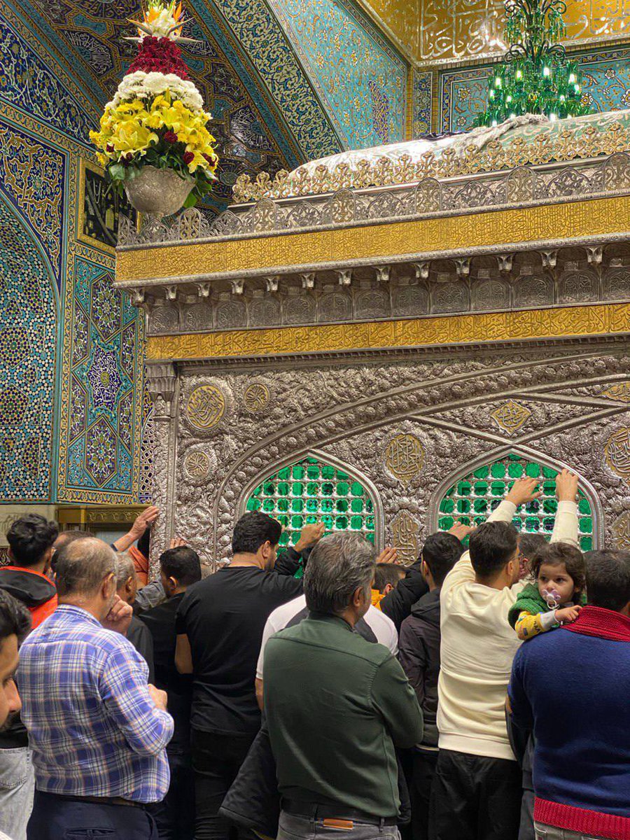 mimarjmand's tweet photo. یا امام رضا، شهادتت را به سوگ می‌نشینیم؛ ای غریبِ آشنا، پناه دل‌های شکسته باش
#ایران_امام_رضا https://t.co/LdKJKIrNA0