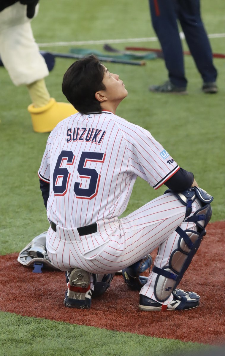 51_maruswls's tweet photo. 雨降らないか気になる鈴木叶
#swallows https://t.co/CKQYOgwuVT