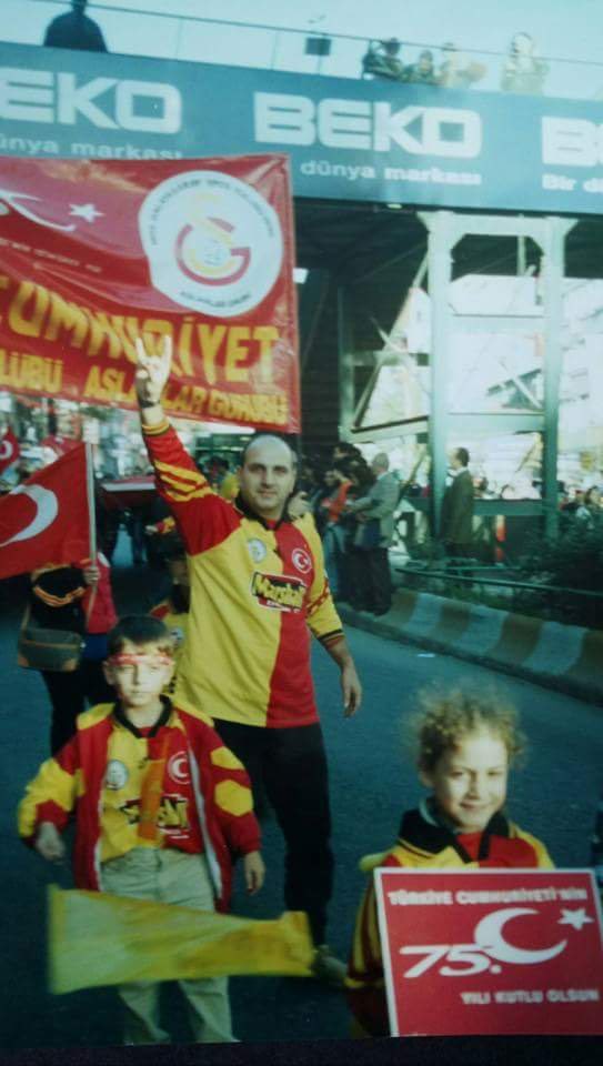 BBFUTBOLL's tweet photo. Doğru duvar böyle olur. Unutanlar olmuş, hatırlatmak lazım. https://t.co/dop91hZSLL