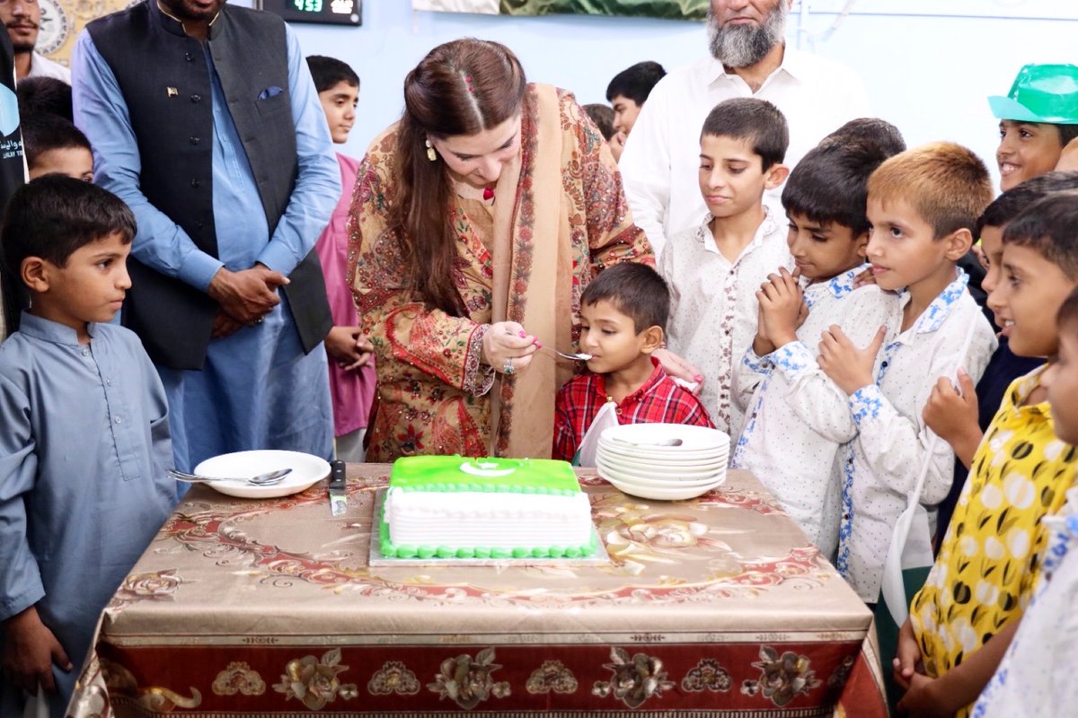 JahanAraWattoo's tweet photo. For Independence Day celebrations,I visited Pakistan Sweet Home  ( Orphanage) the place very close to my heart. 

I believe our greatest responsibility is to the children who have no one but the state and the people to look after them.  

I cut the cake with them, prayed for the prosperity and peace of Pakistan, and reminded them that this country belongs to them.  
Their future is our future.  
This is the Pakistan I want to build where every child grows with dignity, education, and opportunity .
May Allah give us the strength to make it possible.  
My kind of day ❤️