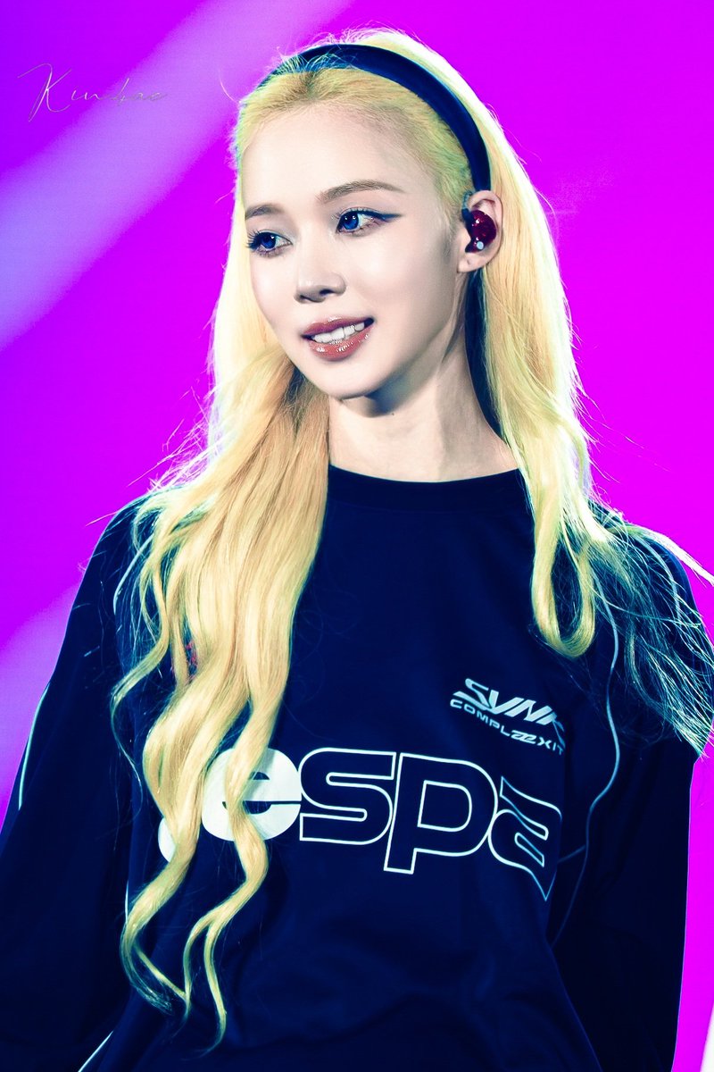 Kin4ae's tweet photo. 260808 aespa LIVE TOUR -SYNK : COMPLaeXITY in Seoul
#에스파 #aespa #윈터 #WINTER #김민정 https://t.co/lVYcG5e85l