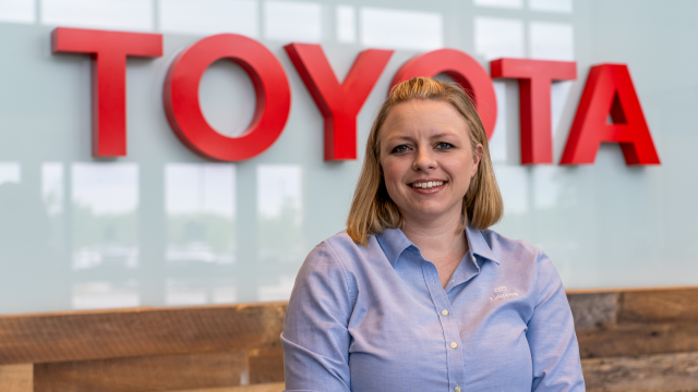 KFardoost's tweet photo. Production Engineering and Manufacturing Center (PEMC) Manager Lauren Powell has worked in body weld for more than 11 years. She spoke about her role in welding, her experience living in Japan and how a middle school field trip led... #ToyotaEmployee https://t.co/ivwO6UjdNs https://t.co/esxibHOikO
