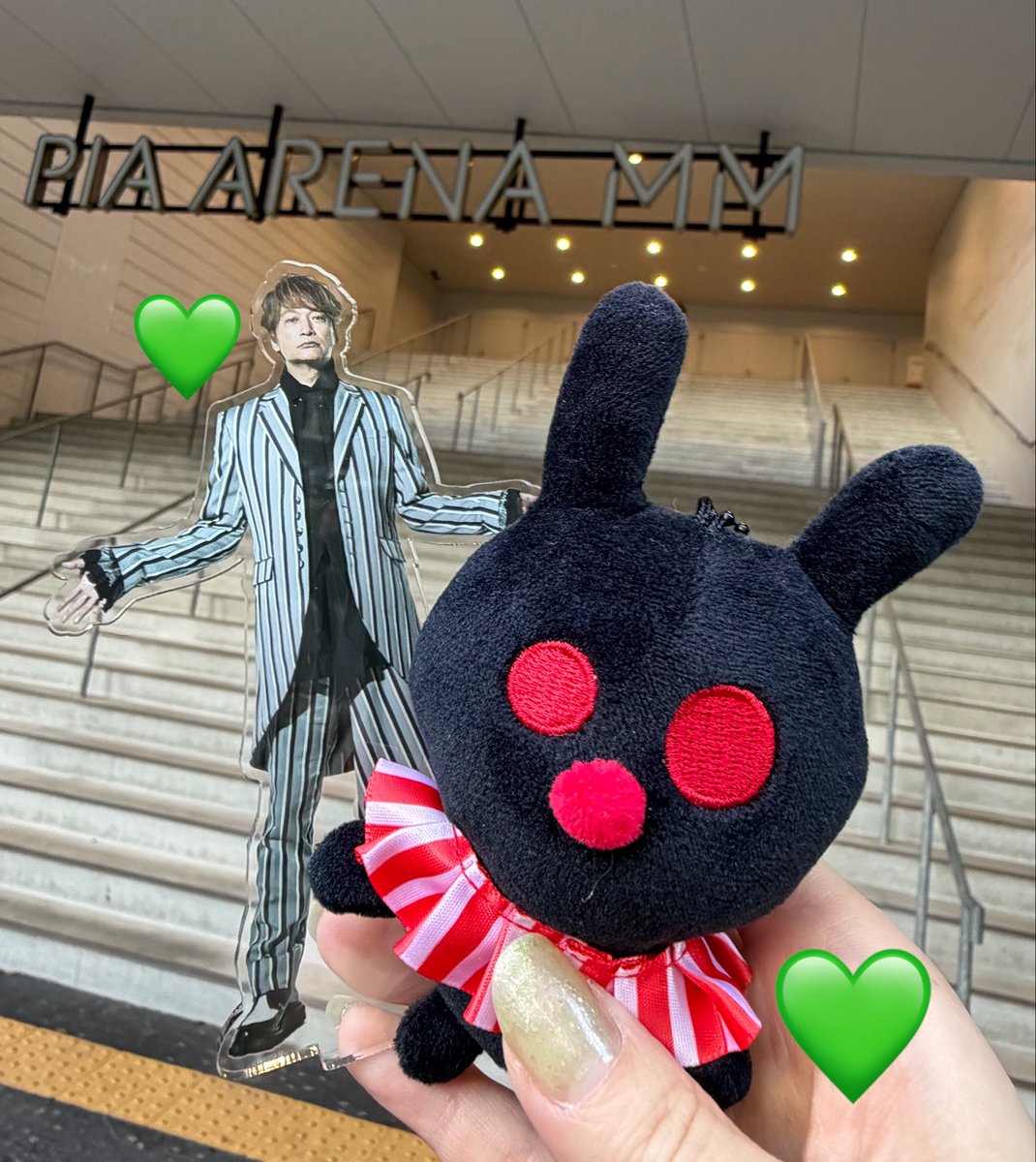 kaoppei1129's tweet photo. 地図ファンミ参加してきました😊
歌って踊る3人はやっぱり最高にかっこいい！！慎吾ちゃんのソロ曲も3公演とも違くて久々に聞けて嬉しかった💚
そして慎吾ちゃんにお見送りされる日はいつ来るのか😂
今回もスタンド席だったので銀テはゲットできず…記念に欲しかったなぁ🥺
#NAKAMAtoMEETING_vol5 https://t.co/WwTxPryjXB
