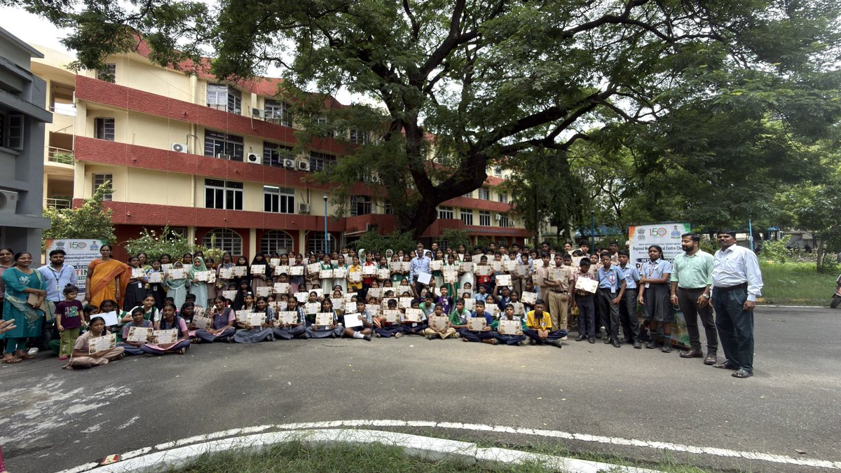 ChennaiRmc's tweet photo. 🎨✨ Inter-School Painting Competition 2026 ✨🎨
Regional Meteorological Centre, Chennai hosted an Inter-School Painting Competition on 12 August 2026 as part of the 80th Independence Day Celebrations. A total of 132 school children enthusiastically participated. https://t.co/fB2RLA2HG6