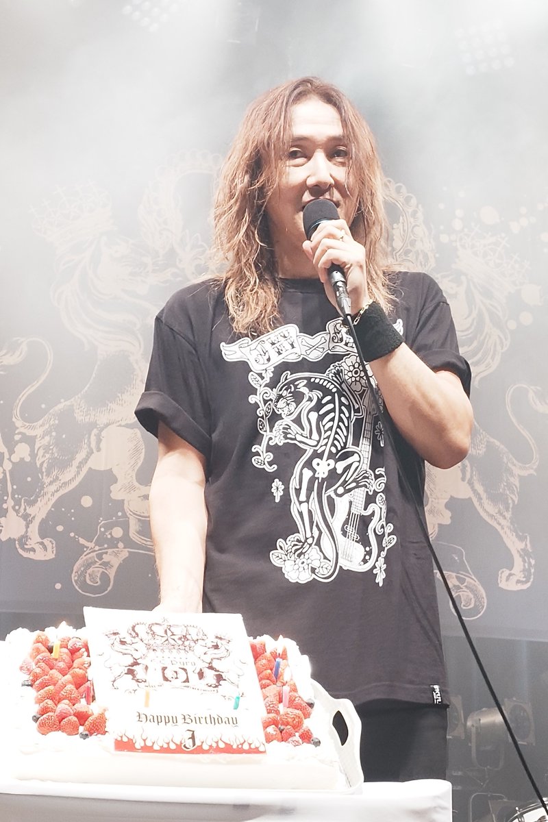 go_crazy_go's tweet photo. Jさん！！
お誕生日おめでとうございます！！
大好きですヽ(*´∀｀)ﾉ♪❤️‍🔥❤️‍🔥❤️‍🔥

#JLIVE2026 #JBDL https://t.co/qXufrUbIWr
