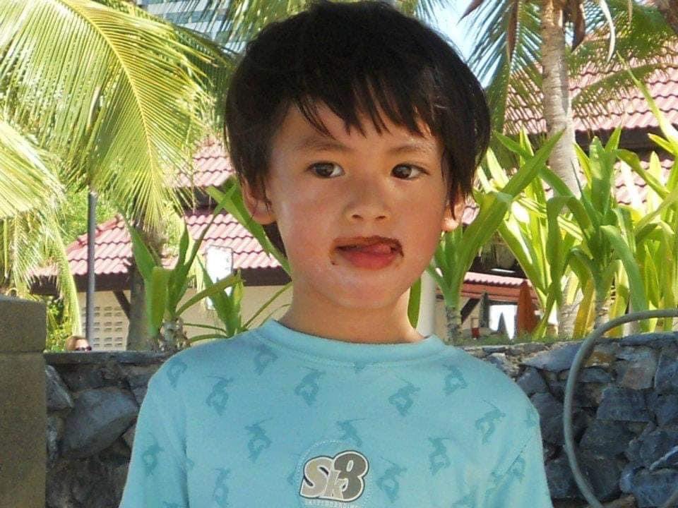 chira_patt's tweet photo. วันนี้ขอบคุณที่แฮปปี้เบิร์ดเดย์แพทมากๆนะค้าบบ ขอแพทสุขสันต์วันแม่บ้างน้า ไอเลิฟยูนะคับมาเทอร์ทุกคนเลยย
HBD TO PATJI 19TH
#SailingWithPatji19th
#chira_patt https://t.co/yIyXBVzerR