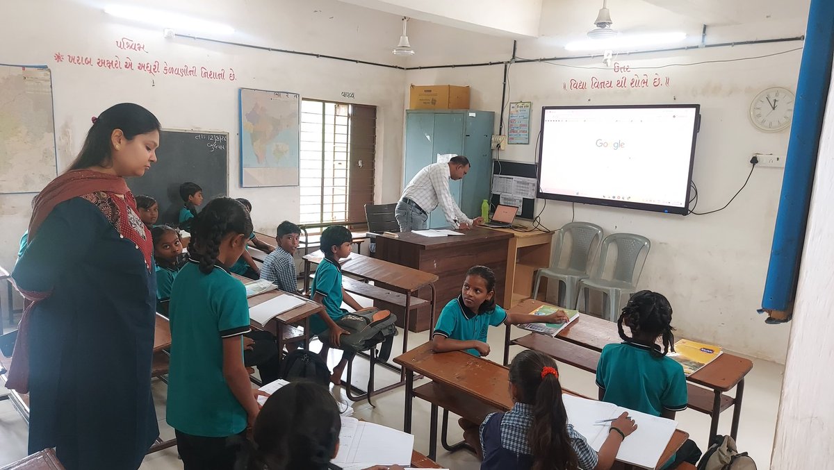 IecArvalli's tweet photo. માન.જીલ્લા વિકાસ અધિકારીશ્રીએ સાઠંબા તાલુકાના તાલોદ તથા પીપોદરા શાળા અને આંગણવાડીની મુલાકાત લઈ Mission-11 plus અંગે જરૂરી માર્ગદર્શન અને સૂચનો આપ્યા.
#Mission11Plus
@CollectorArv https://t.co/r56gxLERPD