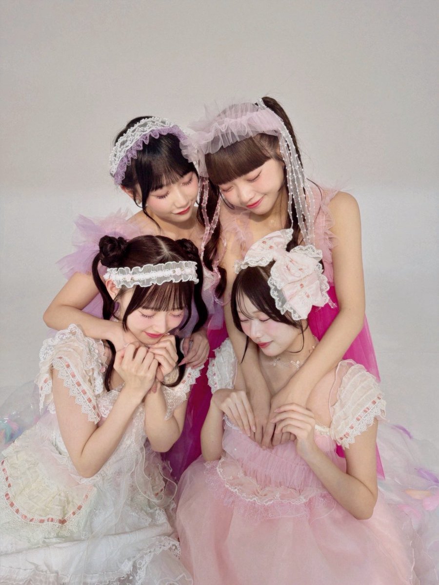 たかねこちゃん情報 🎀 「 #高嶺のなでしこ 限定表紙・裏表紙版