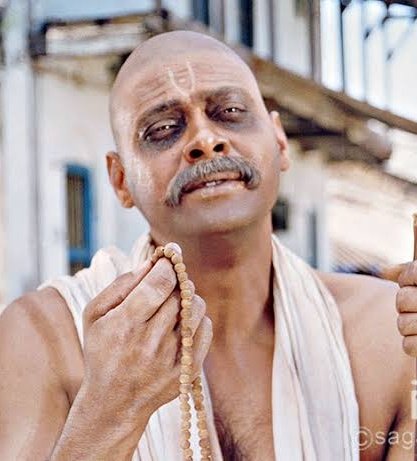 ambedkariteIND's tweet photo. There is a lot of difference between being a Dalit and a Brahmin. Even a poor Brahmin lives a respectable life in society. Whereas a Dalit, even if he is rich, has to face casteism. A Brahmin never faces untouchability in his life, but a Dalit faces it everywhere.

Even if a Brahmin is illiterate, he will make a living by earning from temples, bheeksha, Dakshina or donations. But a Dalit has to work very hard. Dalits face the most public humiliation; being a Brahmin is in itself a superior privilege.