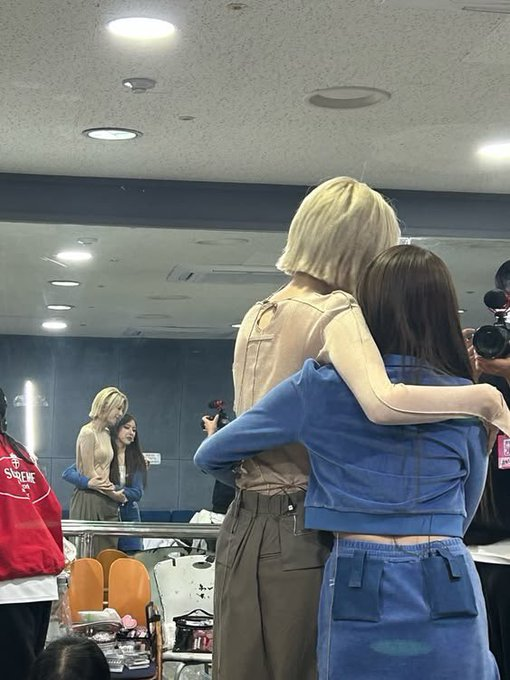jjubae_ing's tweet photo. 배이 정말 크고 크다 우와........... https://t.co/wgyBF8ljqm